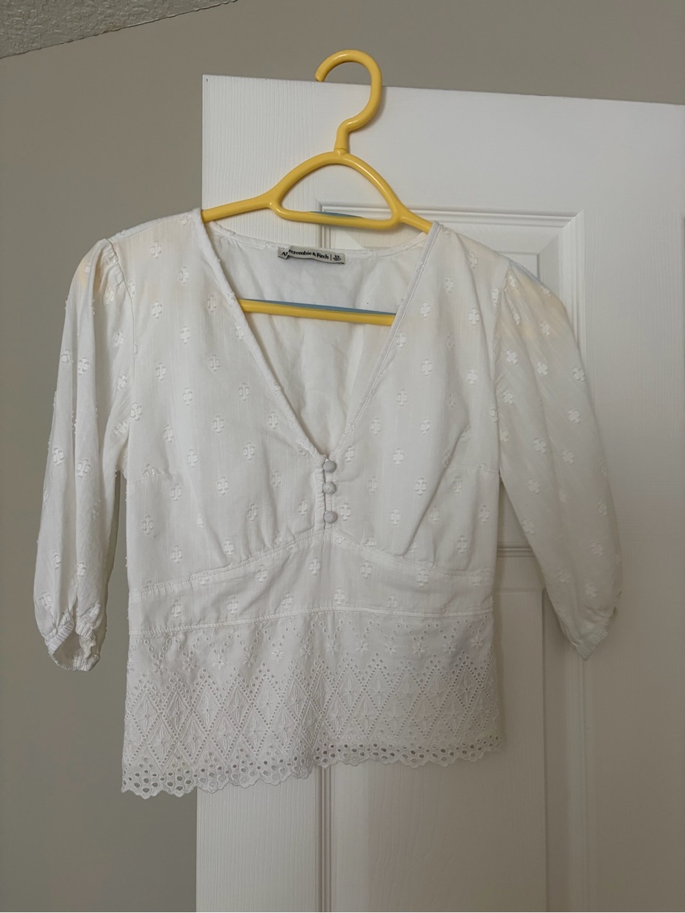 Abercrombie & Fitch top